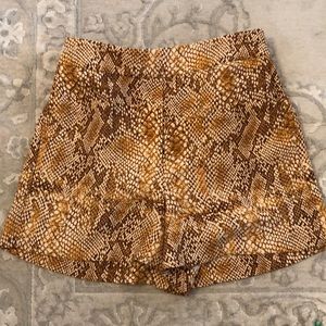 NWT Babaton “Conan” Snakeskin shorts